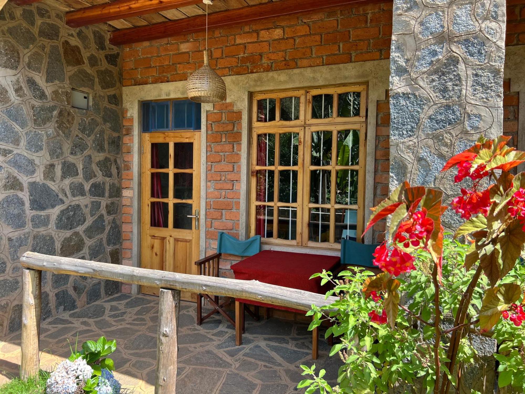 David Crater Homestay Lushoto Exterior photo